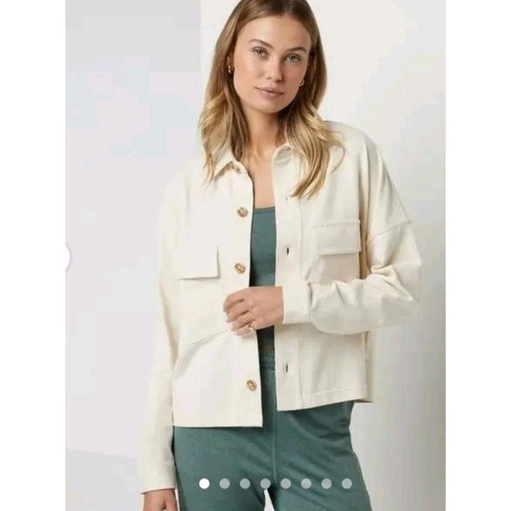 Vuori Mackenzie Jacket Long Sleeve Shacket Women's Small The Rise The Shine